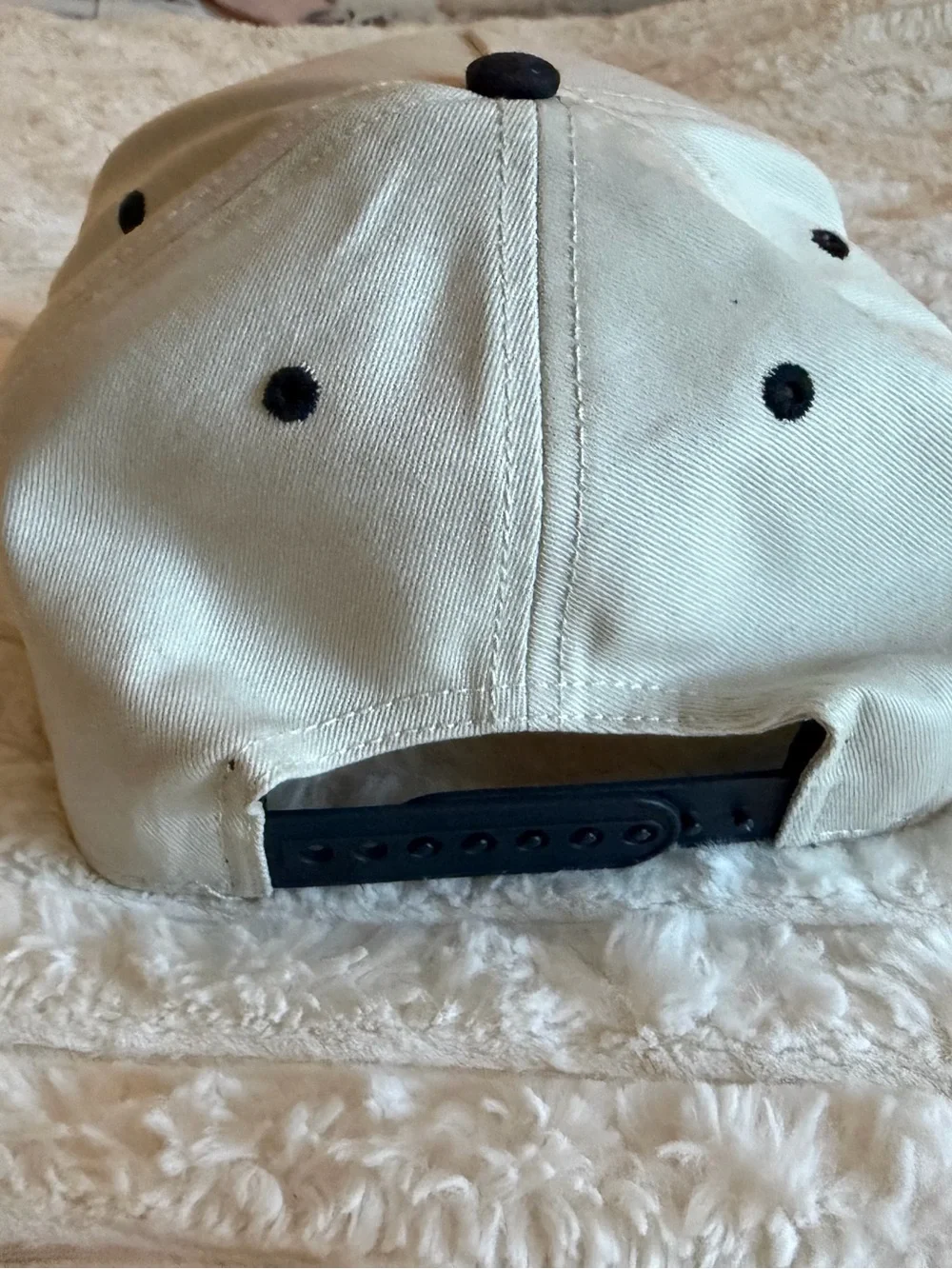 PennState Legacy GAMEDAY Two-Tone Cap in White and Navy